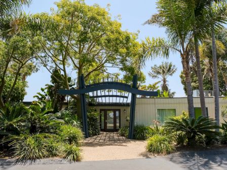 Paradise Point Resort & Spa