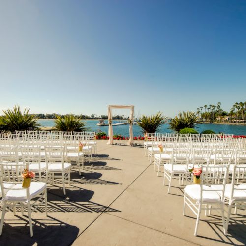 Paradise Point Resort & Spa